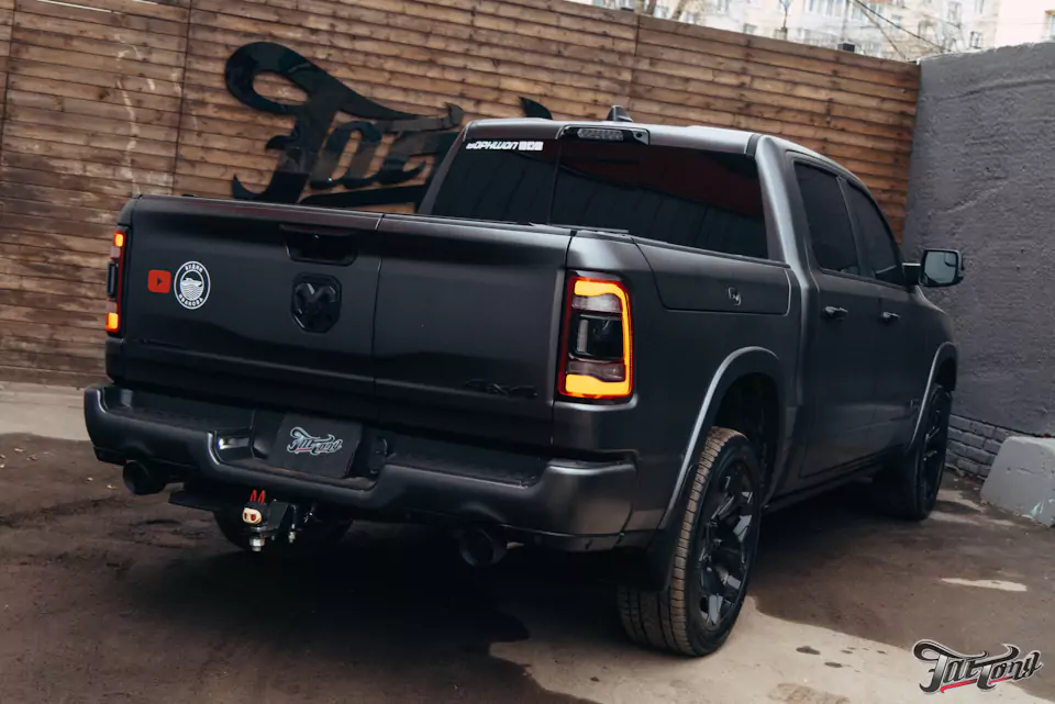 Новая выхлопная система с двумя режимами громкости для RAM 1500